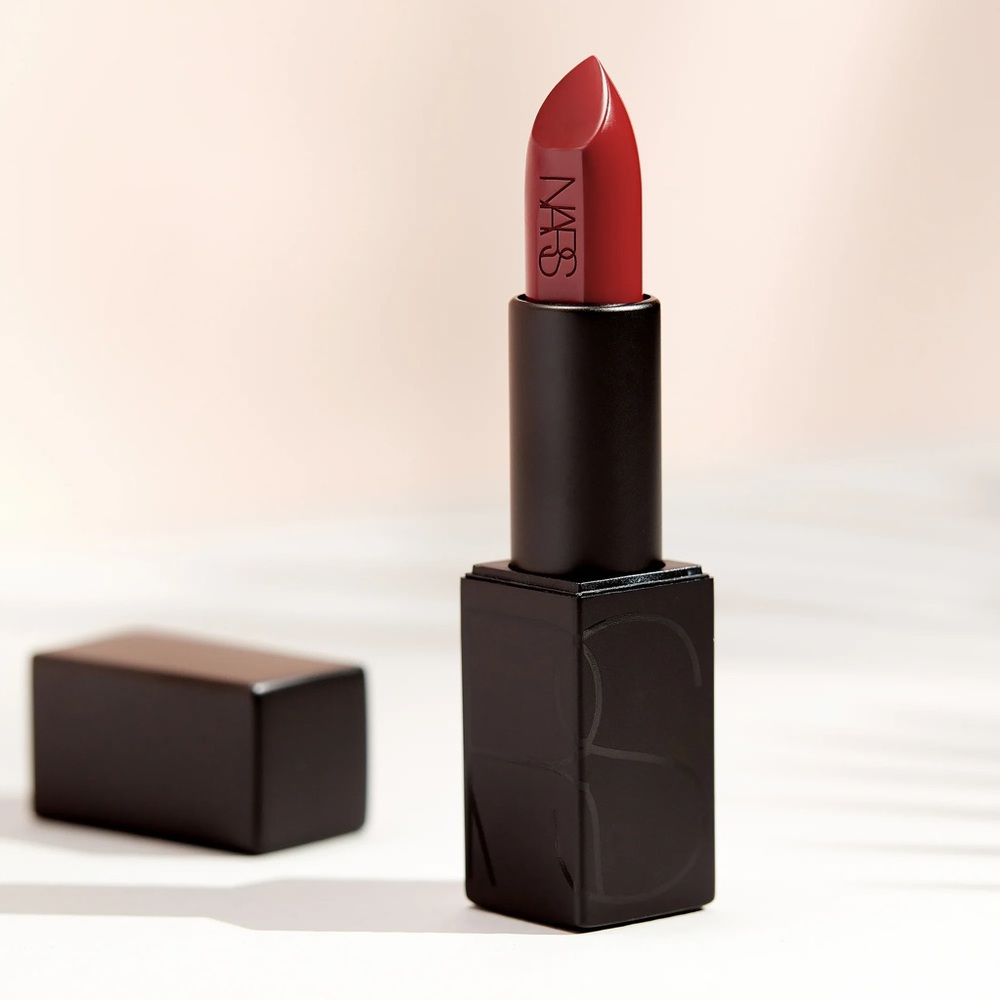 NARS Red Lipstick - Shirley